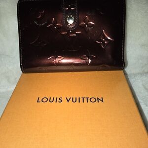 Louis Vuitton Vernis Leather Wallet W Kisslock